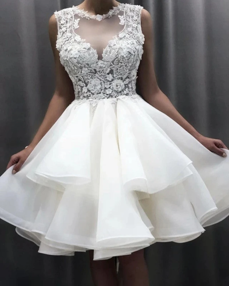 

Lace Short and Cute New Sleeveless Wedding Dresses Knee Length Round Neck Fluffy Skirt Pall Dress