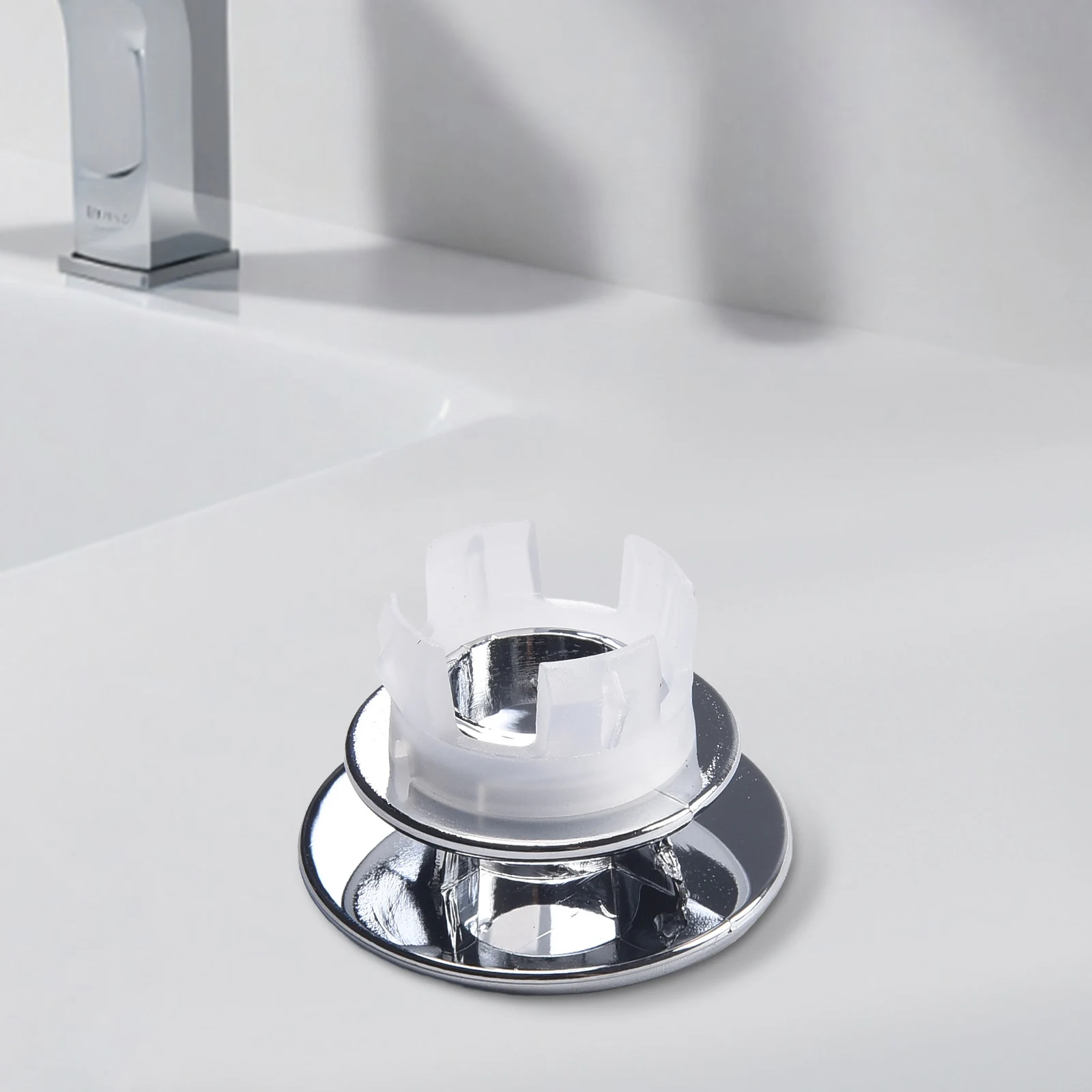 2 pezzi lavabo da bagno foro per lavabo coperchio di ricambio per troppopieno anello di rivestimento rotondo cromato accessorio per lavabo con tappo di scarico di ricambio