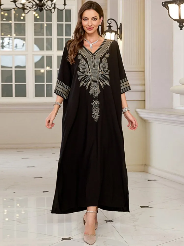 夏のカバーアップ女性水着 3/4 袖ローブ水着 2026 新しい刺繍ビーチホリデーマキシドレスカバーアップ