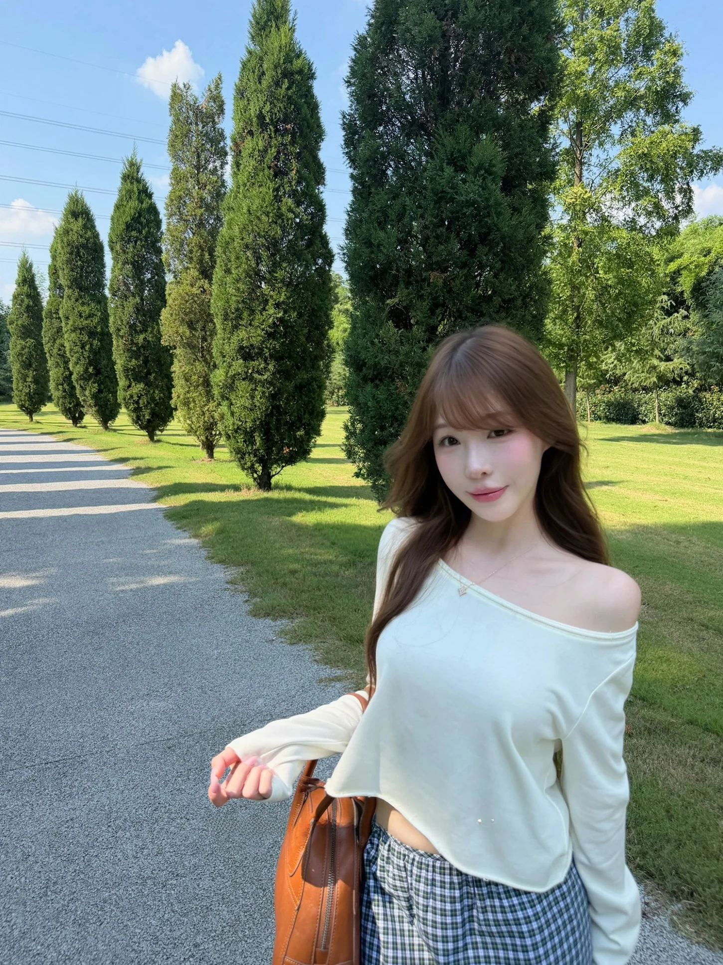 Lukira Women's round Neck Short Sleeve Long T-shirt Cotton Sensation Slant Shoulder Autumn Top Simple Style Flip  Versatile