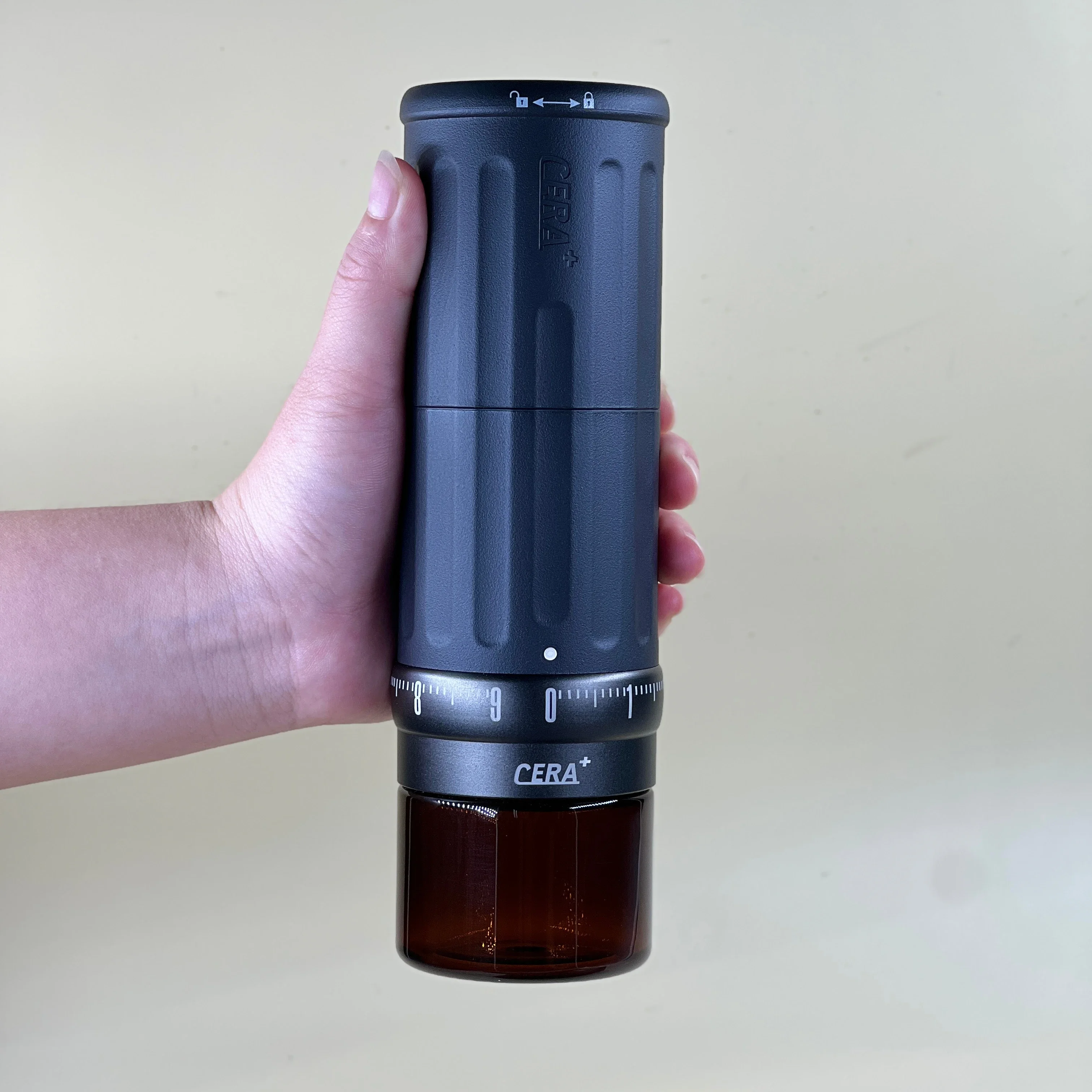 CGE03 Elektrische tragbare kabellose Kaffeemühle, Edelstahlklinge, USB, Französisch, für den Einsatz im Auto, Fabrikpreis 2025, Modell