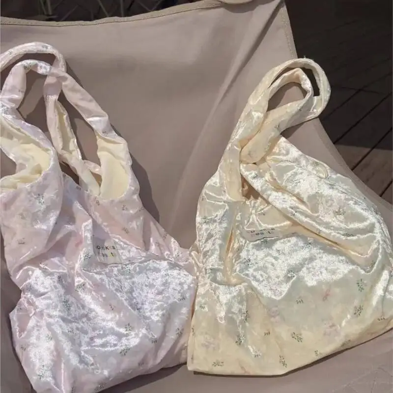 

Bloom Sweet Bear Printed Large Capacity Tote Handbag Women New Kawaii Shine Underarm Bag Purse Ladies Vintage Bags Y2k