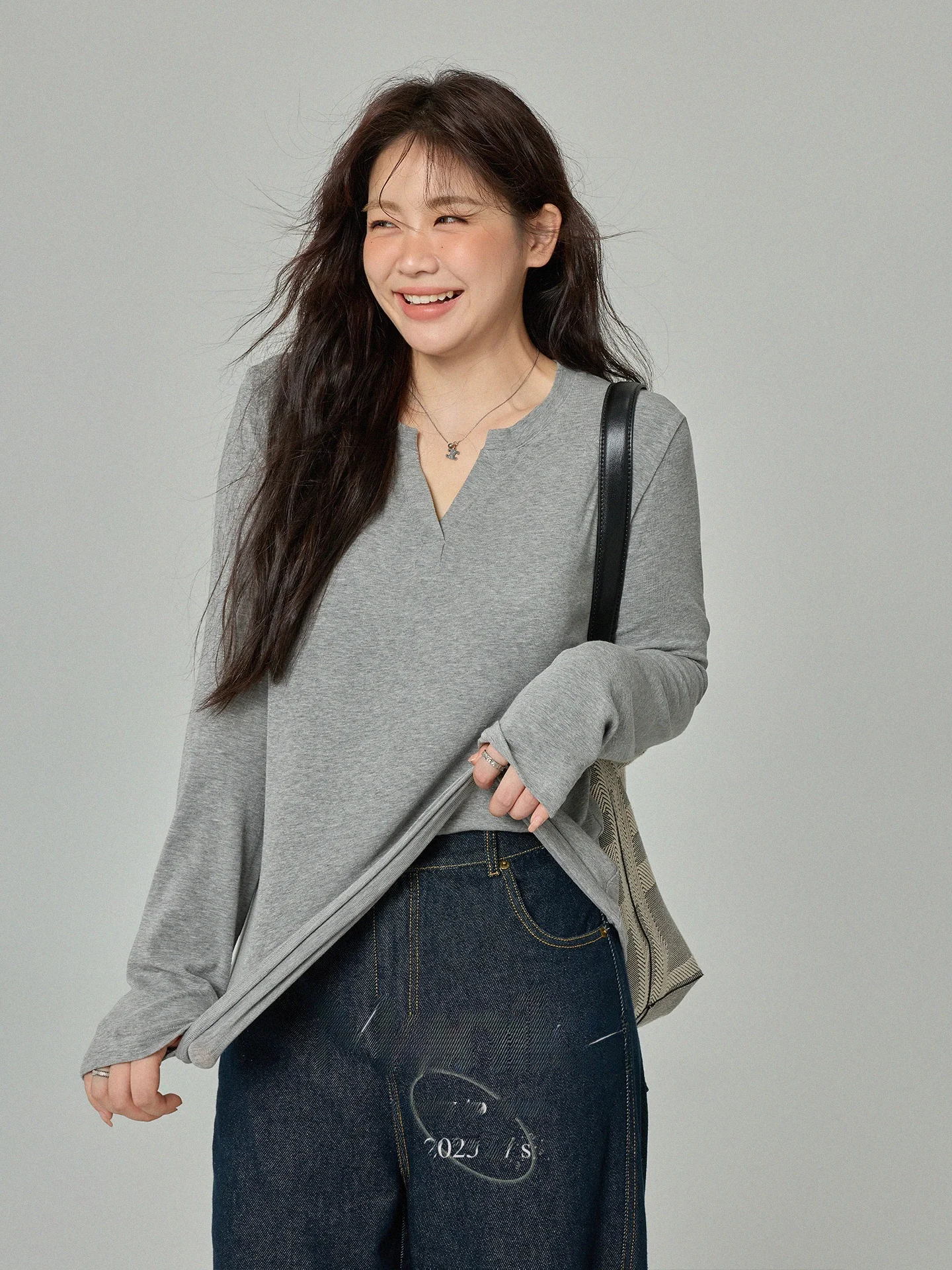 

Slimming Effect plus Size Women's Long Sve V-Ne T-irt Waist-Cinching Base Layer irt White Casual Sle Spring New