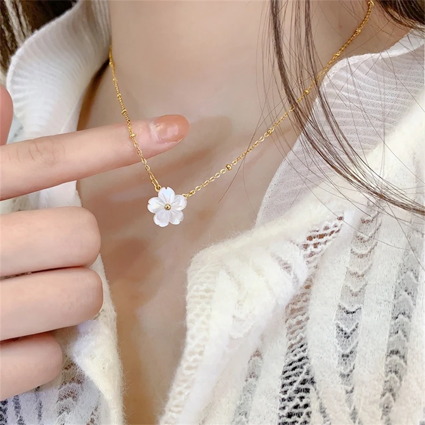 316L Stainless Steelss Natural Seashells Flower Pendant Clavicular Chain Necklaces Fashion High Jewelry Party Gift SAN1679
