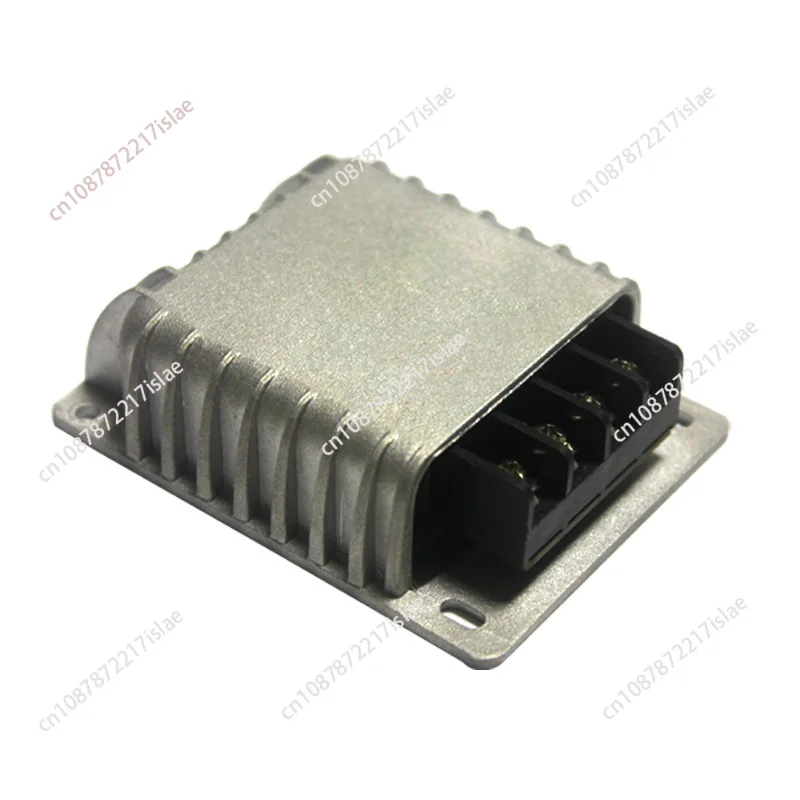 8-40V to 12V vehicle voltage regulator 24V drop 12V 10A DC conversion mode