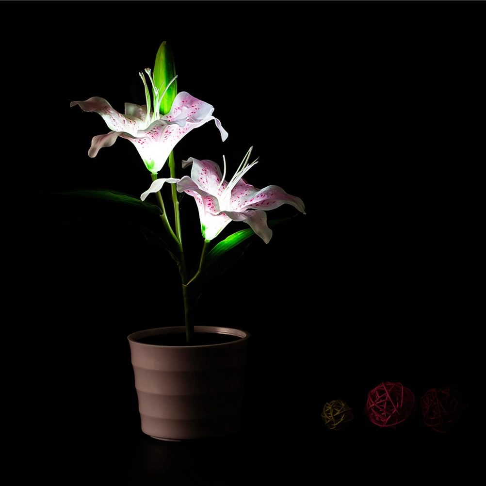 

Solar Powered Lily Flower Lamp Outdoor Decorative Lights for Garden Lawn Party Wedding Ceremony Valentine Christmas