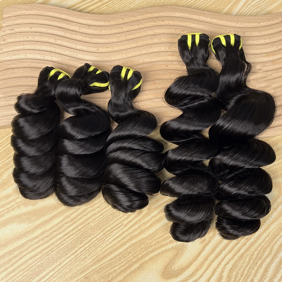 Fasci di capelli umani al 100% con onda sciolta doppia disegnata Estensioni del tessuto dei capelli vietnamiti di colore nero naturale vergine grezzo a doppia trama