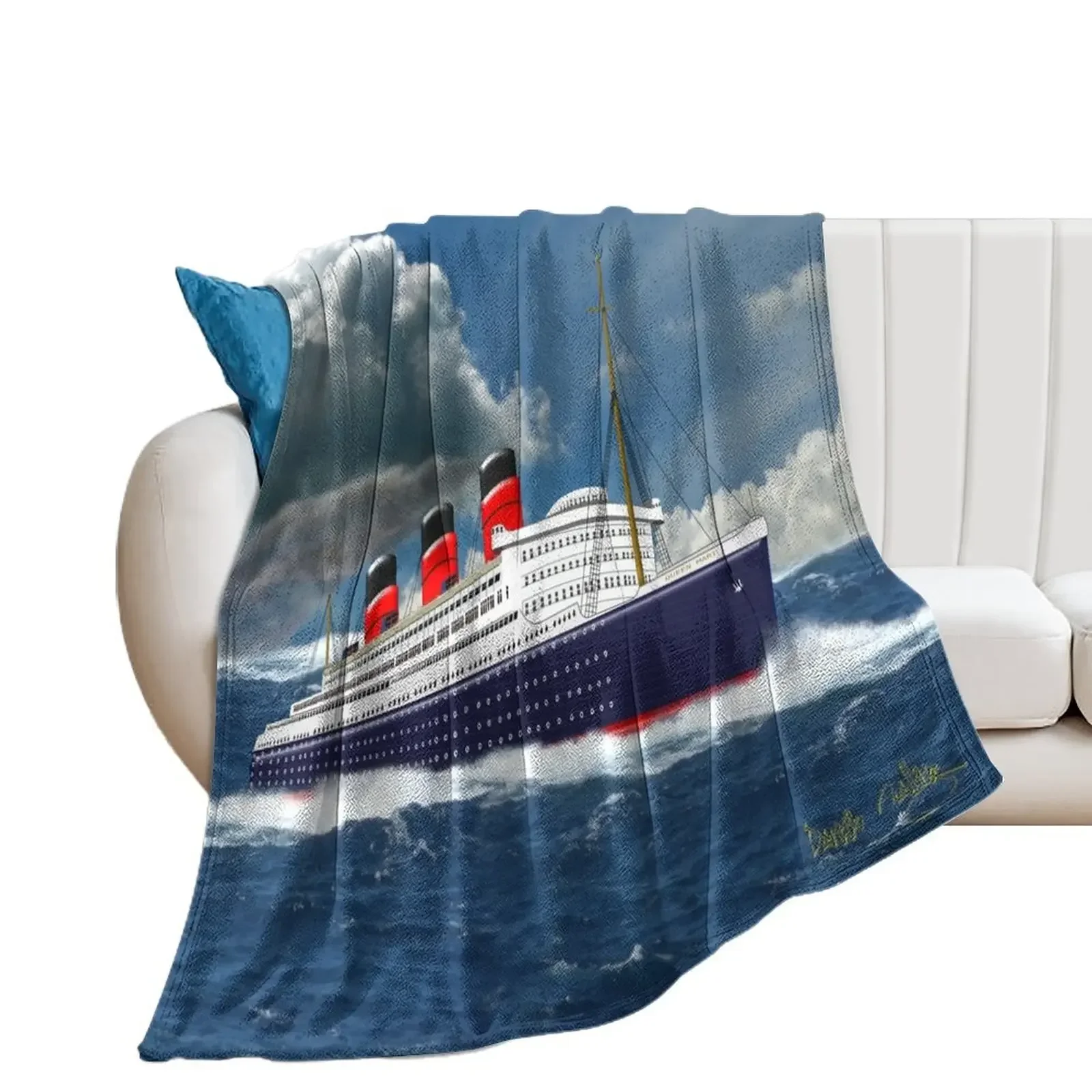 

RMS Queen Mary On a Clear Day 1936 Throw Blanket for babies Single Blankets