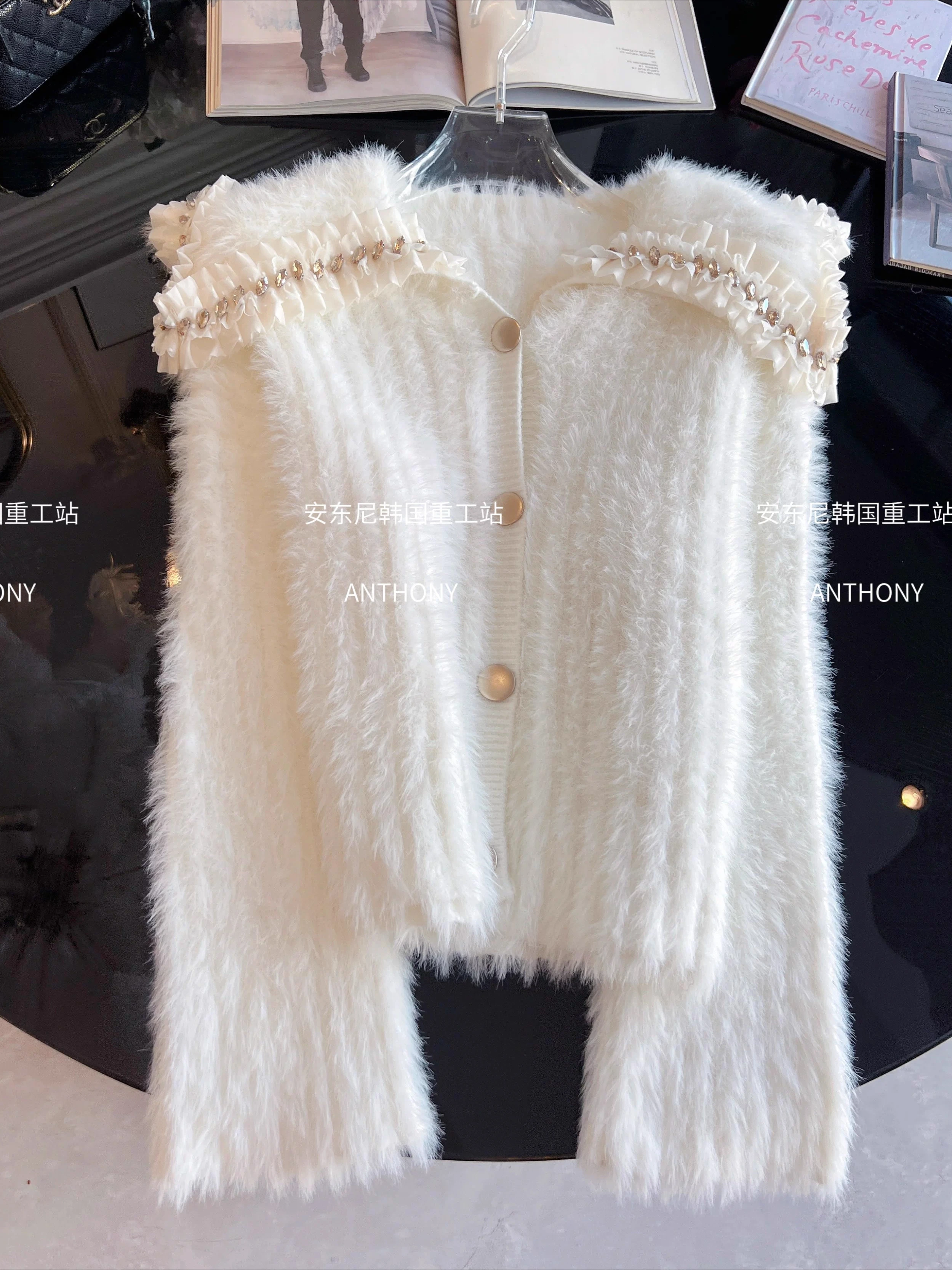 

Mink Fur Thickened Short Coat Autumn Winter Single-Breasted Ruffled Beaded Rhinestone Turn-Down Collar Flared Sleeve Cardigan