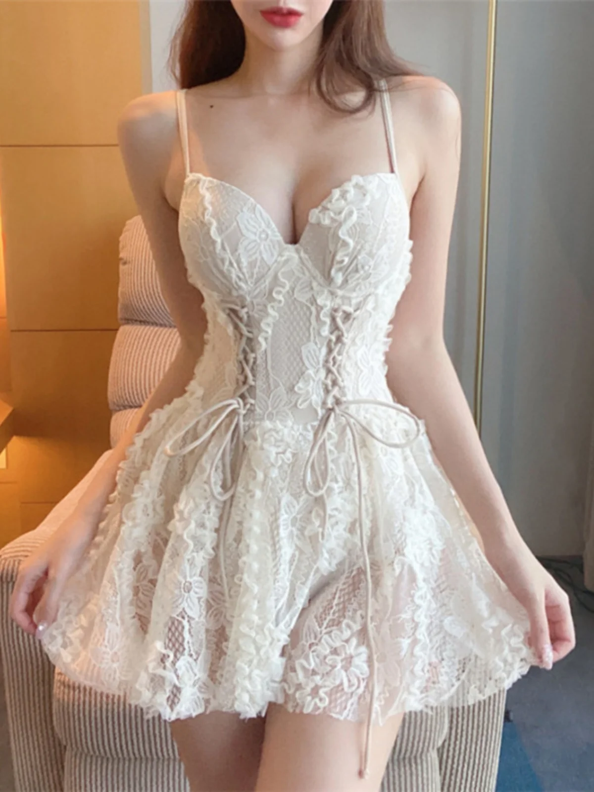 

Женский элитный сексуальный купальник 2025 года с кружевом, для горячих источников, с эффектом утяжки живота, стройнящий, цельный, в стиле феи