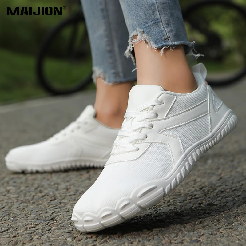 

Outdoor Hiking Sneakers Barefoot Casual Sports Shoes Men Women Non-slip Climbing Trekking Shoes Breathable Gym Training Shoes