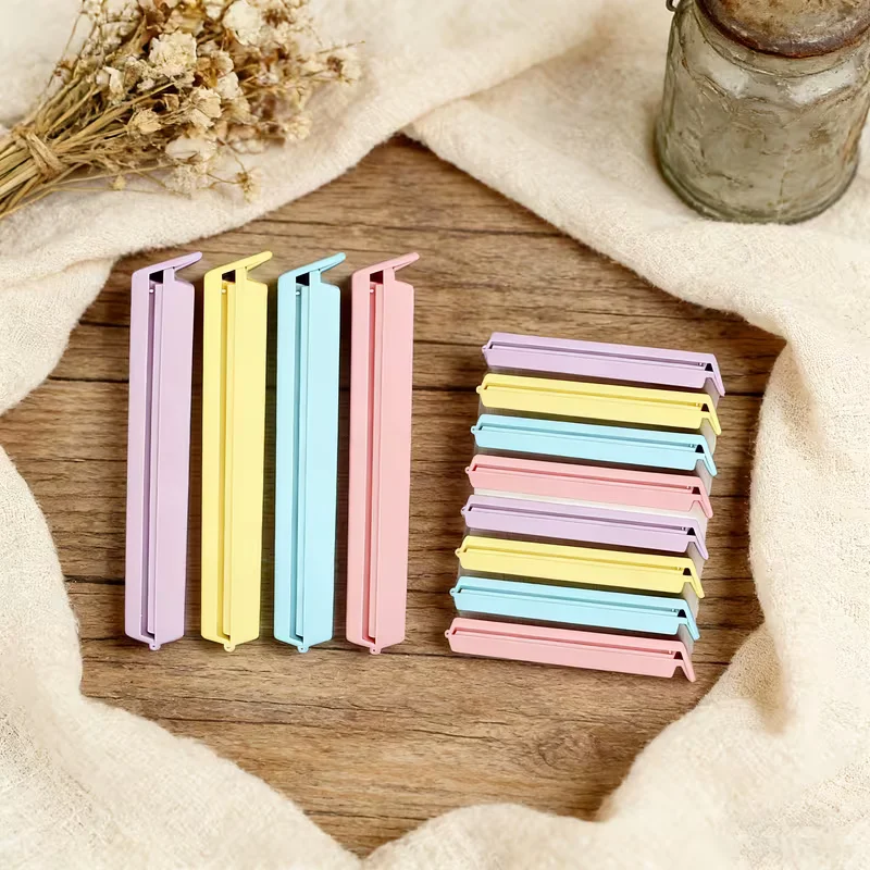 16Pcs 3 Sizes Colorful Food Sealing Clips, Plastic Snack Bag Clamp for Kitchen Fresh Keeping Storage