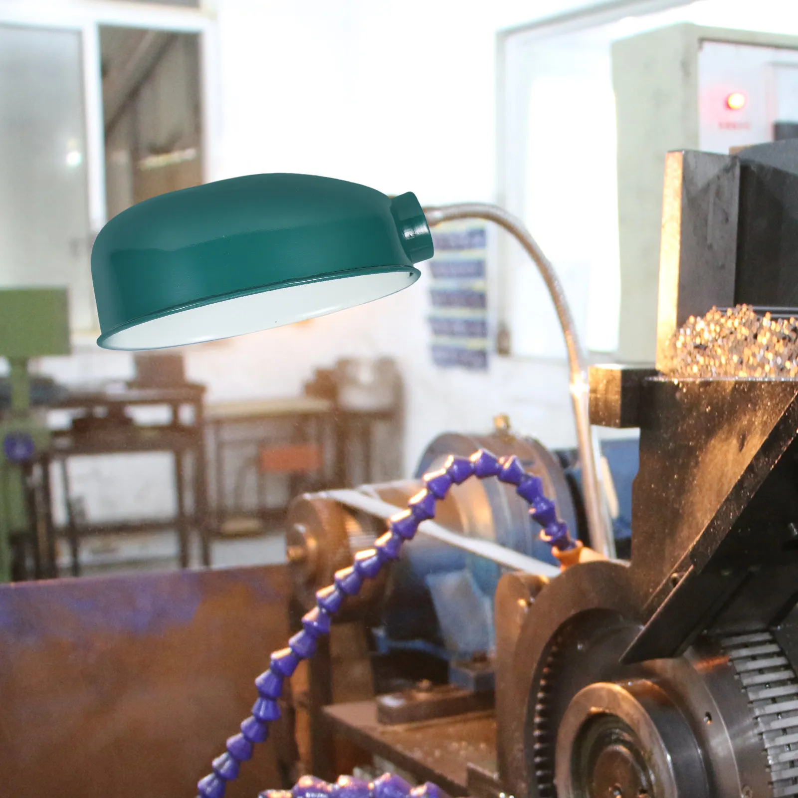 Green Oval Aluminum Alloy Workbench Lamp Shade – Heat-Resistant Industrial Light Fixture Cover for Factory