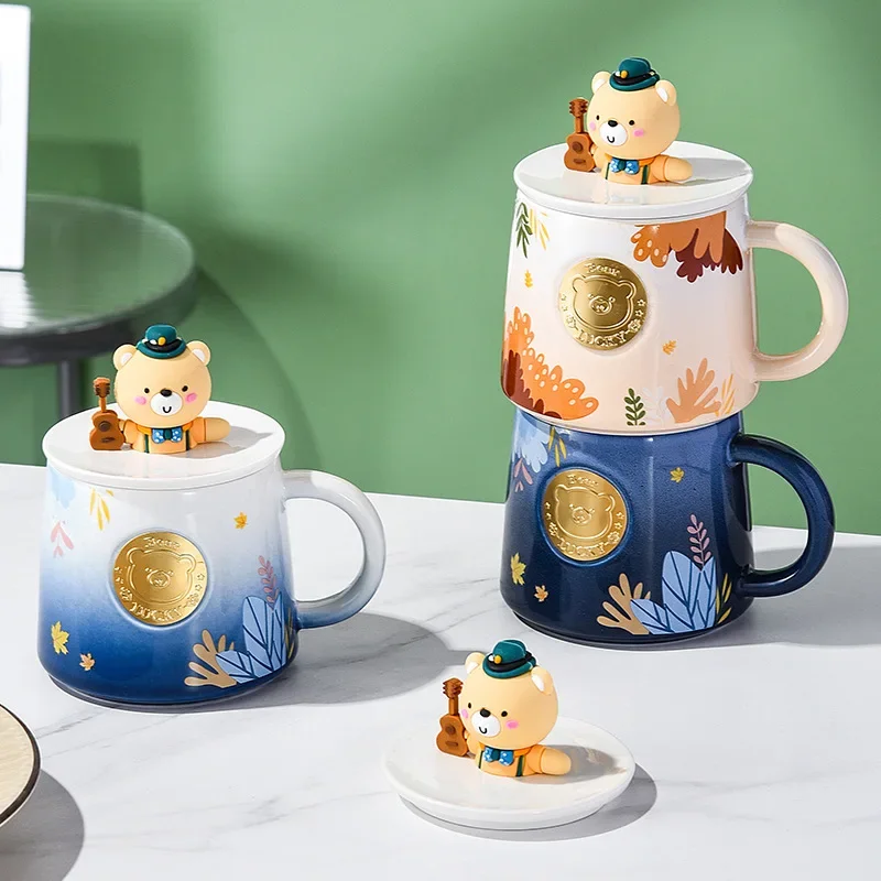 Creative Cartoon Bear Mug Large Capacity Ceramic Cup Gift For Couples Coffee Cup With Copper Badge