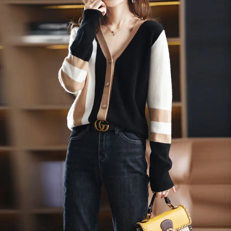 2023 New Spring and Autumn Fashion French Niche V-neck Stripe Color Blocking Loose Casual Lazy Style Women\'s Sweater Cardigan