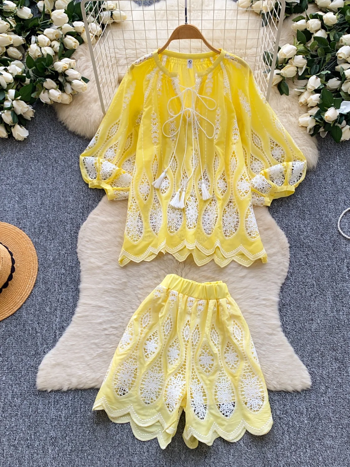 

Retro Lace Hollow out Belted High Waist Two Piece Set Women's Summer Casual Slimming Lazy Style Fashionable Ensemble