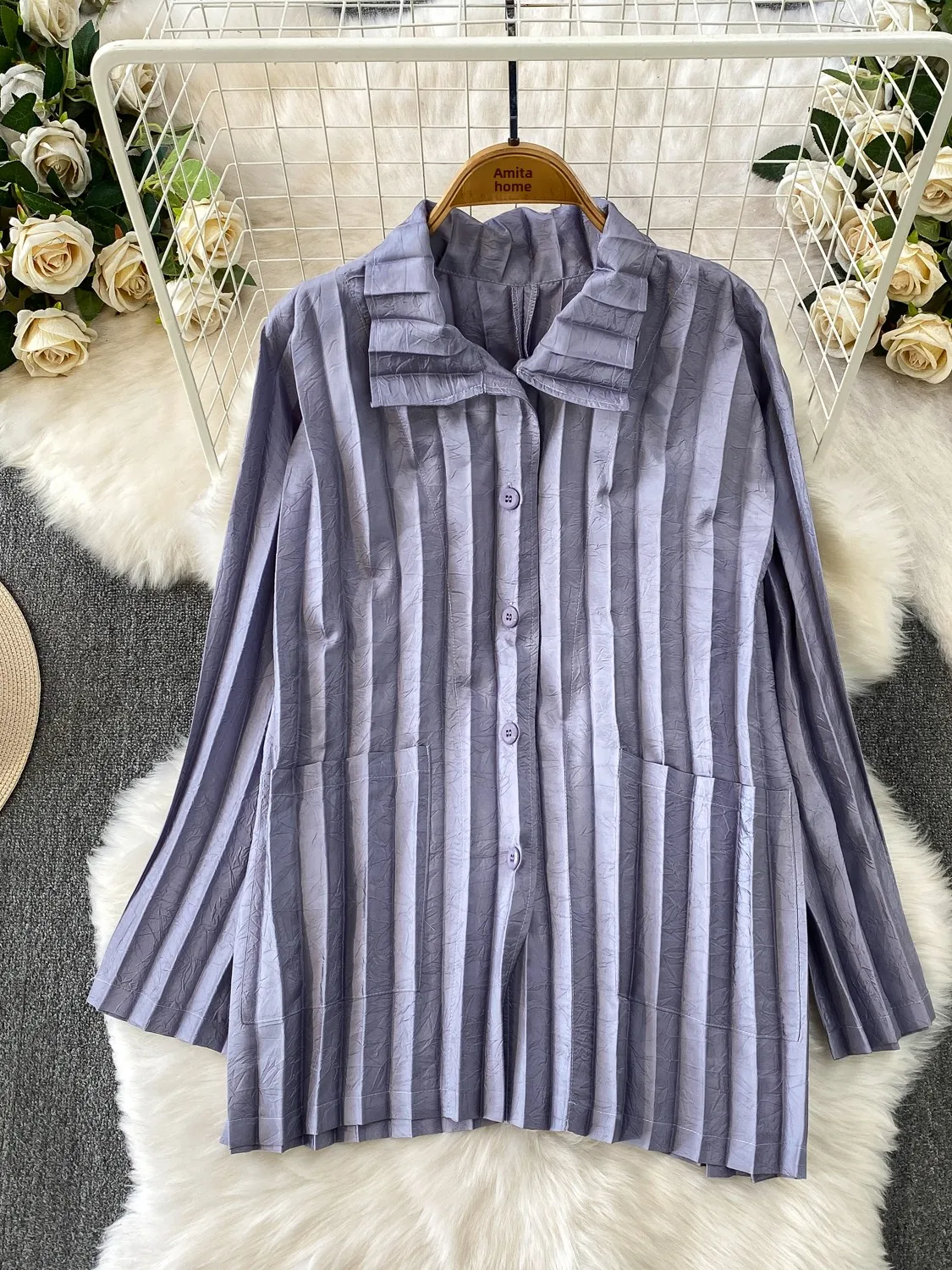 

Women's Casual Long Sve Sun Protection irt Loose Fit Midi Coat Textured Pleated Korean Sle Commute Faion 2026 New