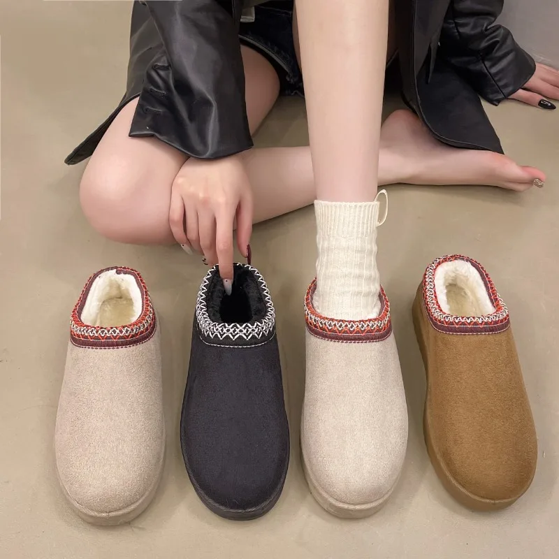 ‌ 2025 nuevos zapatos cálidos de algodón para invierno, botas de nieve sin cordones de lana gruesa, calzado informal antideslizante para el bosque nevado, fabricante de zapatos de estilo que combina con todo