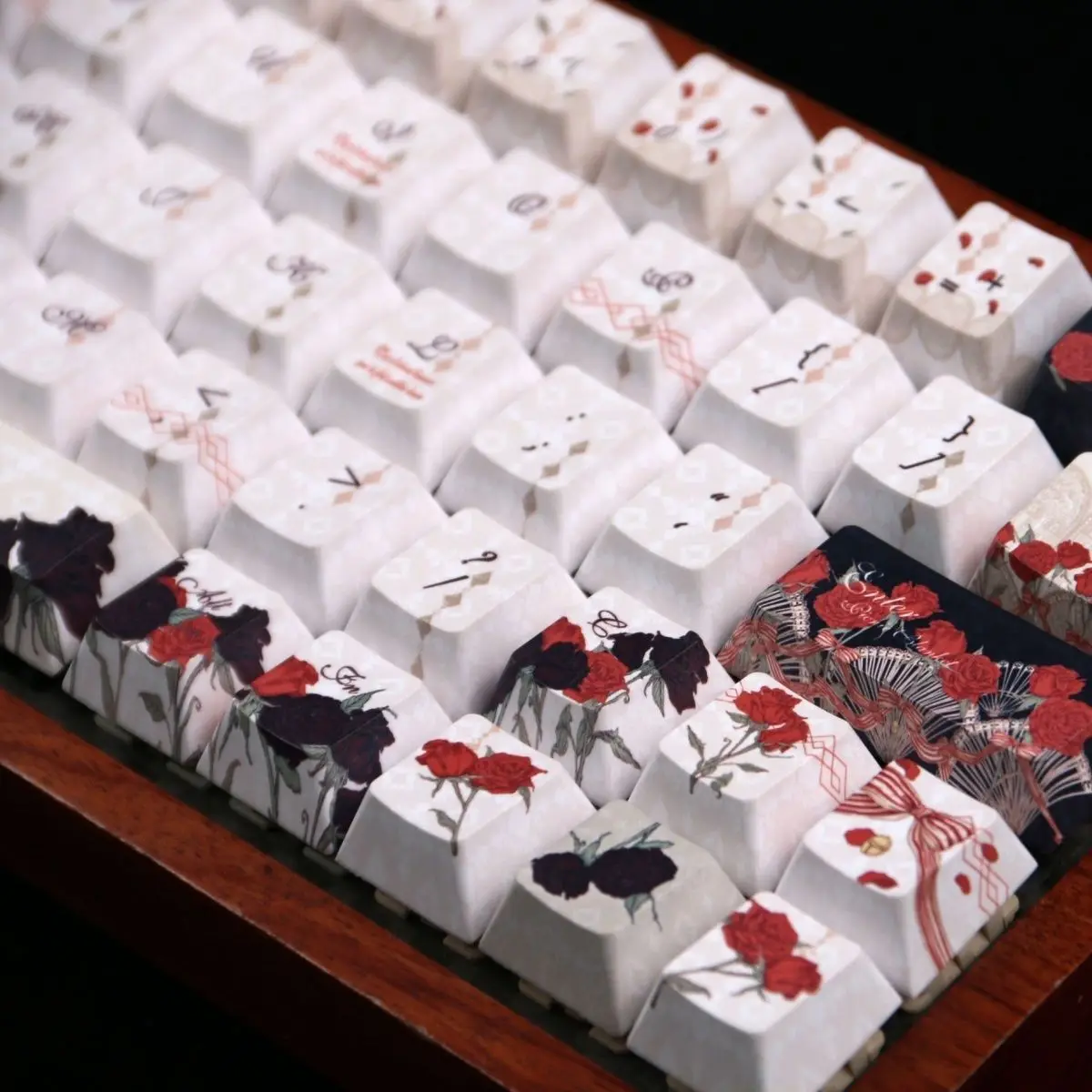 

120 Keys Red Black Rose Theme Keycaps Personalized Keycap PBT Cherry Profile Key Cap for Mechanical Keyboard Wooting 60