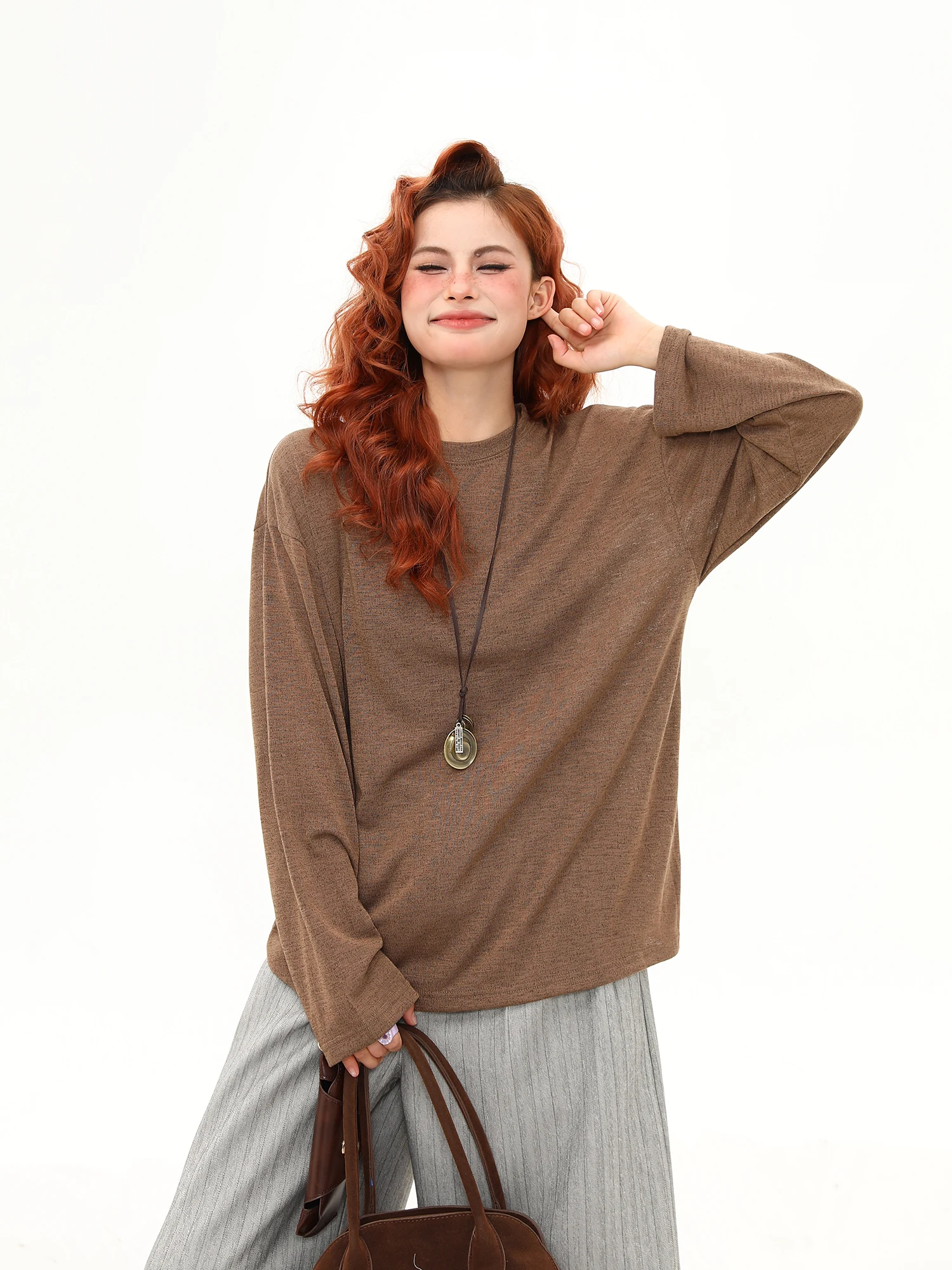 

Wild Early Autumn Lazy Sle Loose Linen Drape Long Sve T-irt Women Simple High-End Sun Protection Cover up Women