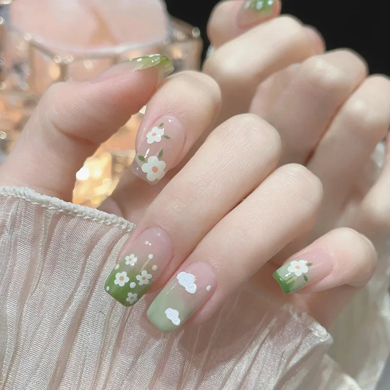 

24 Pcs Spring Summer Nails Set Press on With Tools Cute Simple Sweet Short Beach fake Nails for Women Prosthetic Nail Set 2025