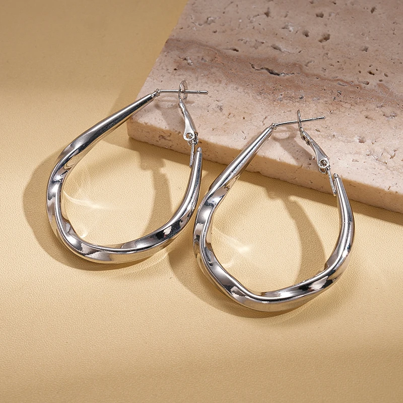 GANPUP Einfache silberfarbene Katzenpfoten-Ohrstecker für Frauen, für den täglichen Gebrauch, modischer Ohrschmuck, Geschenk für Partys, серьги женские – Detail 2