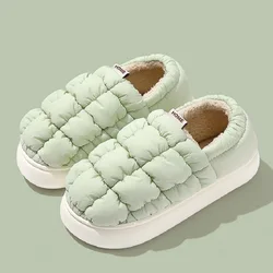 Zapatillas de felpa a la moda para hombre y mujer, zapatos peludos de fondo grueso para invierno, zapatilla de plataforma para el hogar, chanclas antideslizantes cálidas, pisos para dormitorio