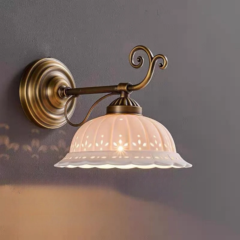 

American Retro Industrial Style Wall Lamp White Antique Bronze Art Hotel Living Room Bedroom Reading Home Decoration Wall Lamp