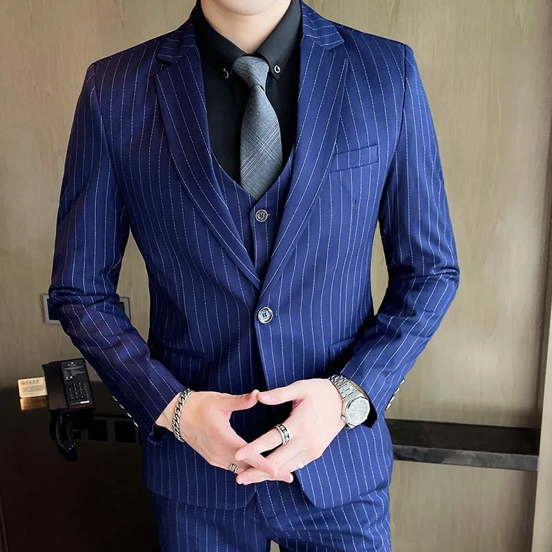 

PinStripe Suits for Men Slim Fit Italian Formal Business Suit 3 Piece Peak Lapel Groom Tuxedo Wedding 2023