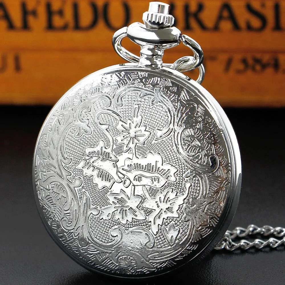 Classic Hollow Vintage Engraved Silver Quartz Pocket Watch Necklace Clock Digital Men's and Women's Best Gift Accessories