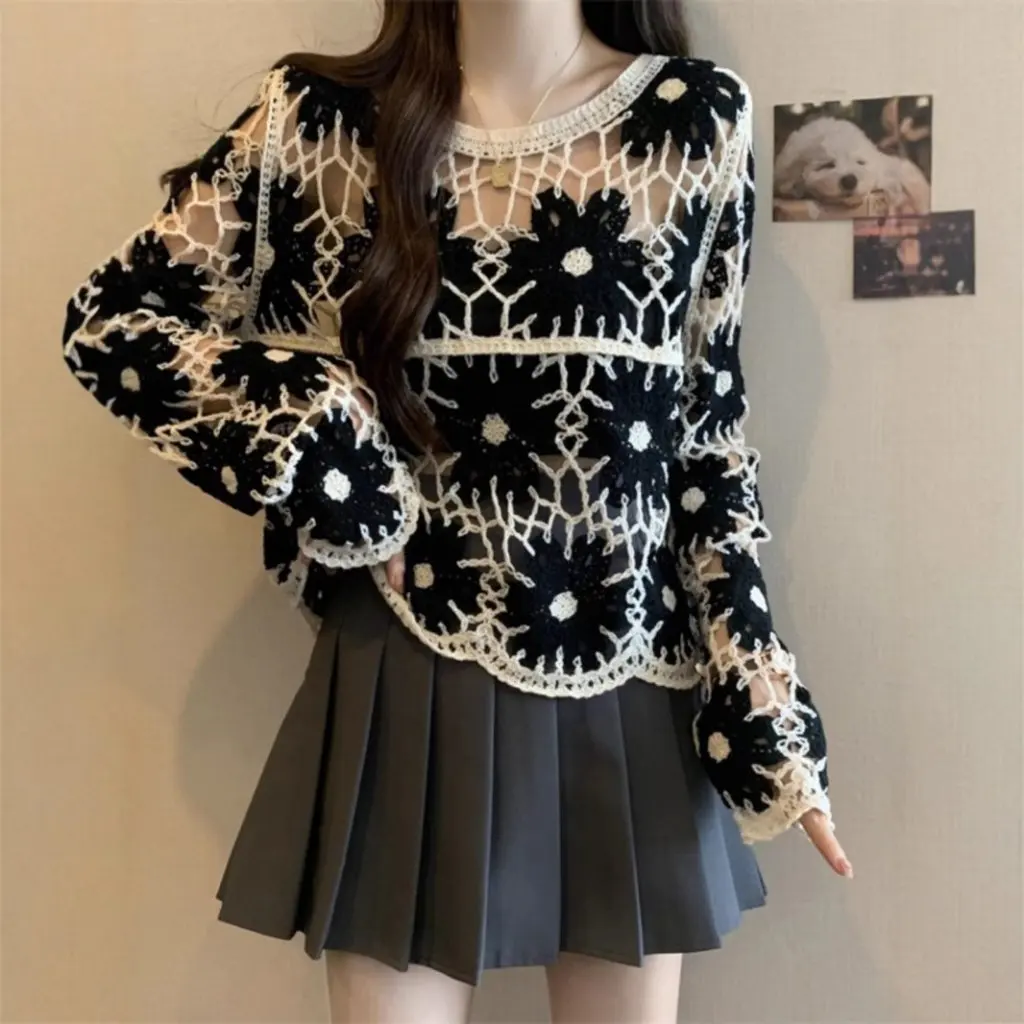 

Women's plus Size Crochet Hollow Knitted Sweater French Unique Style Early Autumn Overshirt Top for Chubby Girls Slim Look