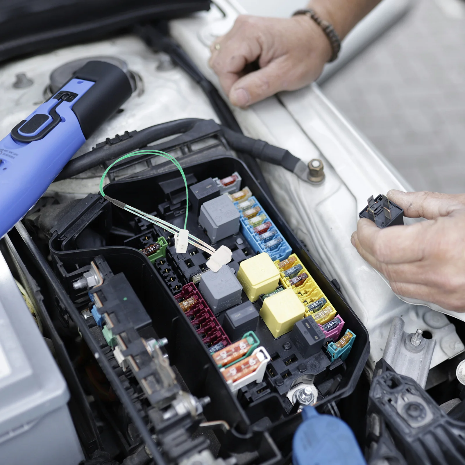 

High Precision Temperature Sensor Probe Square Connector Parking Heater Overheat Sensor Air Heater Temp Probe Replacement