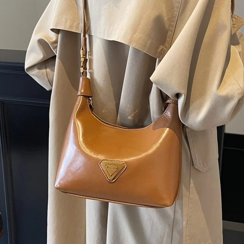 กระเป๋าสะพายข้างผู้หญิงแบบมินิ ดีไซน์เรียบง่าย สร้างสรรค์ สายโซ่โลหะ สีมาลลาร์ด วัสดุริบบิ้นเป็นมิตรกับสิ่งแวดล้อม เหมาะสำหรับใช้ในชีวิตประจำวัน สายสะพายปรับได้