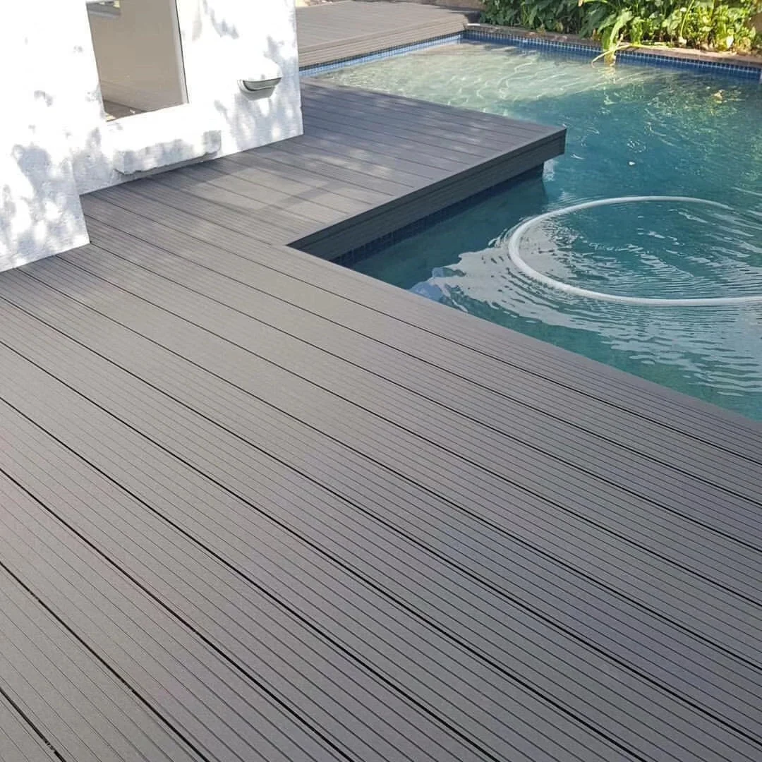 Plancher d'ingénierie extérieur Wpc Plancher d'ingénierie Piscine Solide Wpc Plancher de terrasse