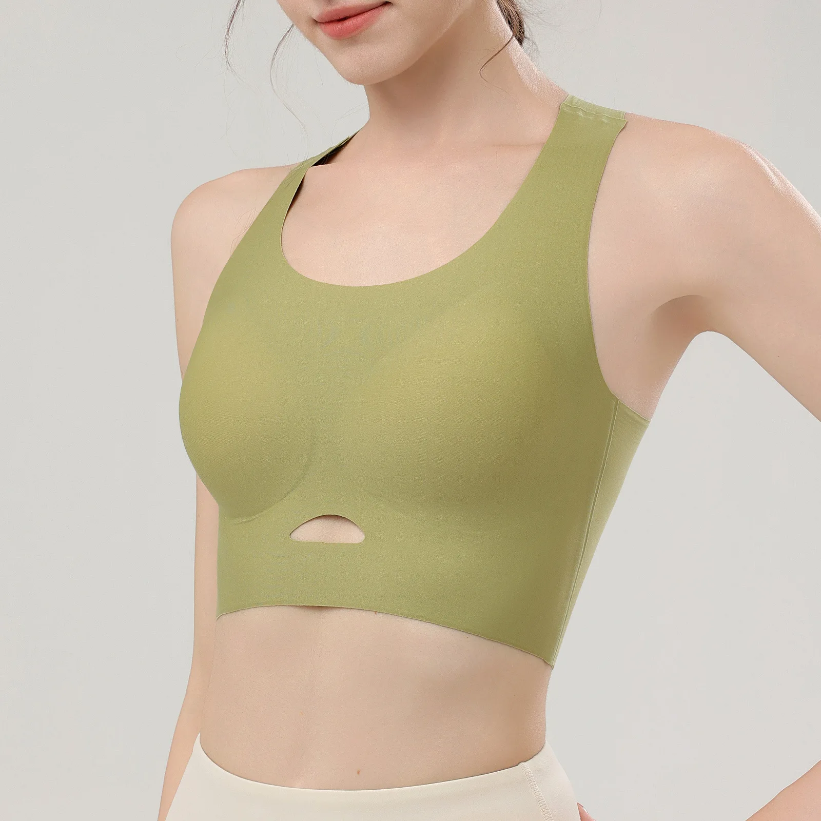 Майка-бретелька с накладкой на грудь Бюстгальтер с внутренней спинкой Хлопковая нижняя часть Верхняя одежда Тонкий верх
