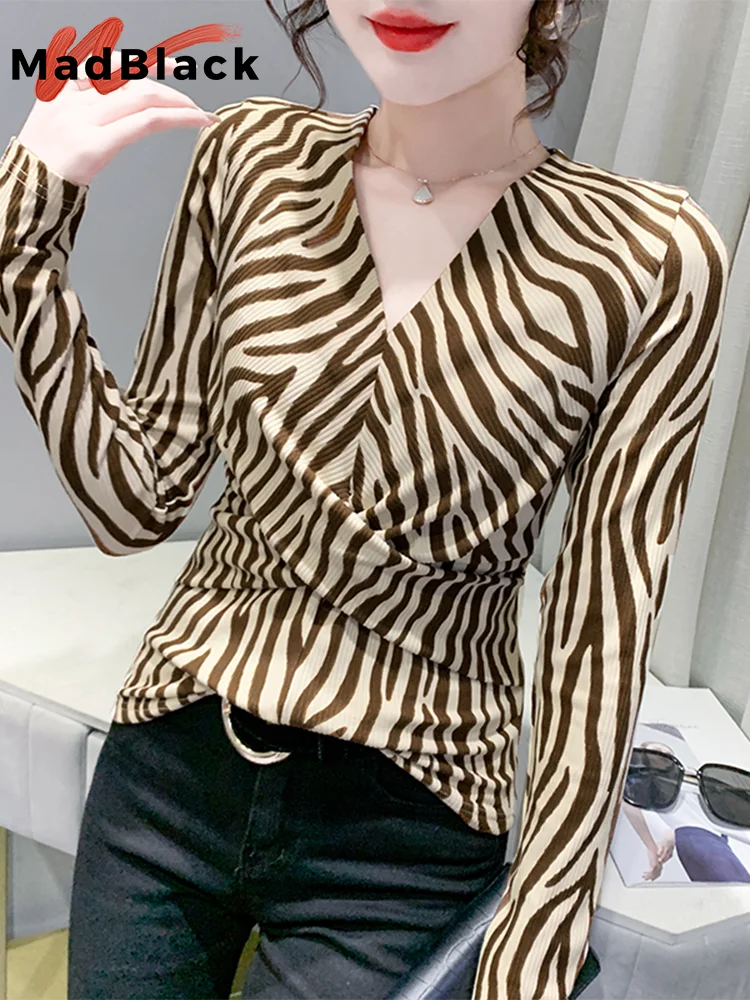 

MadBlack European Clothes Tshirt Women V Necks Chic Zebra Print Slim Top Casual Long Sleeve Tees New Autumn Winter T43103JM