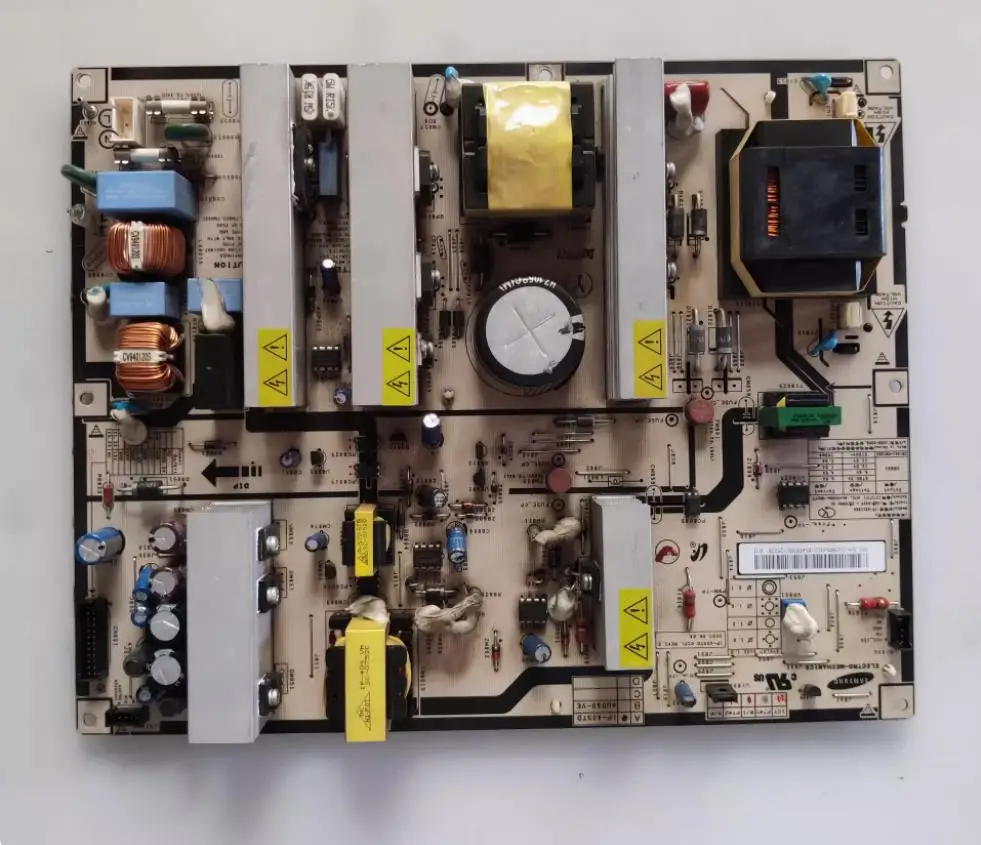 

1P-231135A IP-40STD AU040-VE power supply board LCD FOR LA40M81B