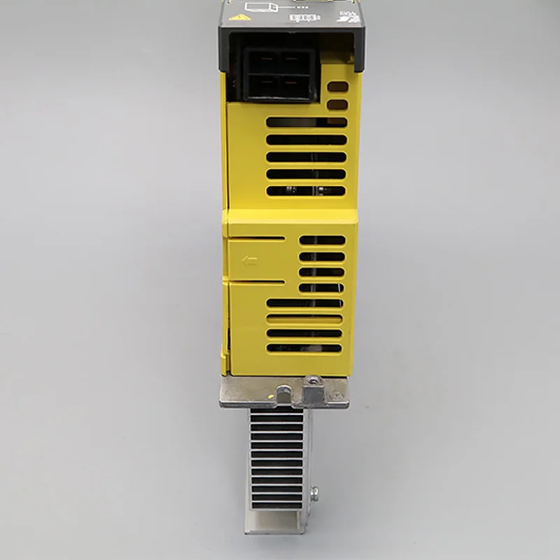 100% 新しいオリジナル A06B-6093-H151 A06B-6160-H002 A06B-6117-H106 サーボドライブ