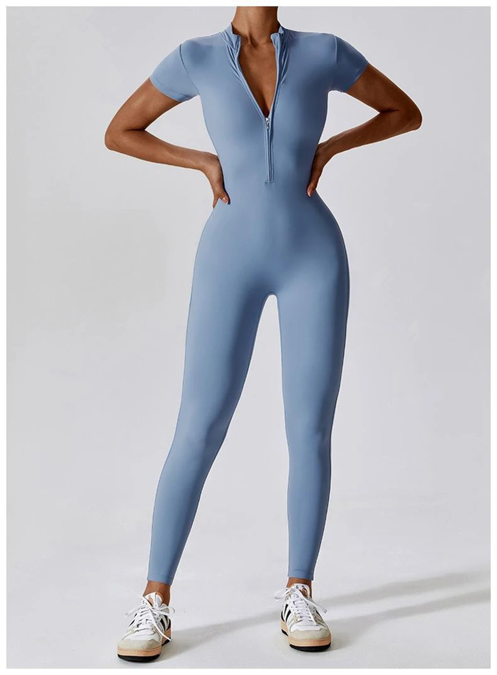 Combinaisons de Yoga à manches courtes pour femmes, coupe cintrée, extensible, une pièce, barboteuse Sexy, Fitness, fermeture éclair élastique, vêtements de sport, bleu ciel