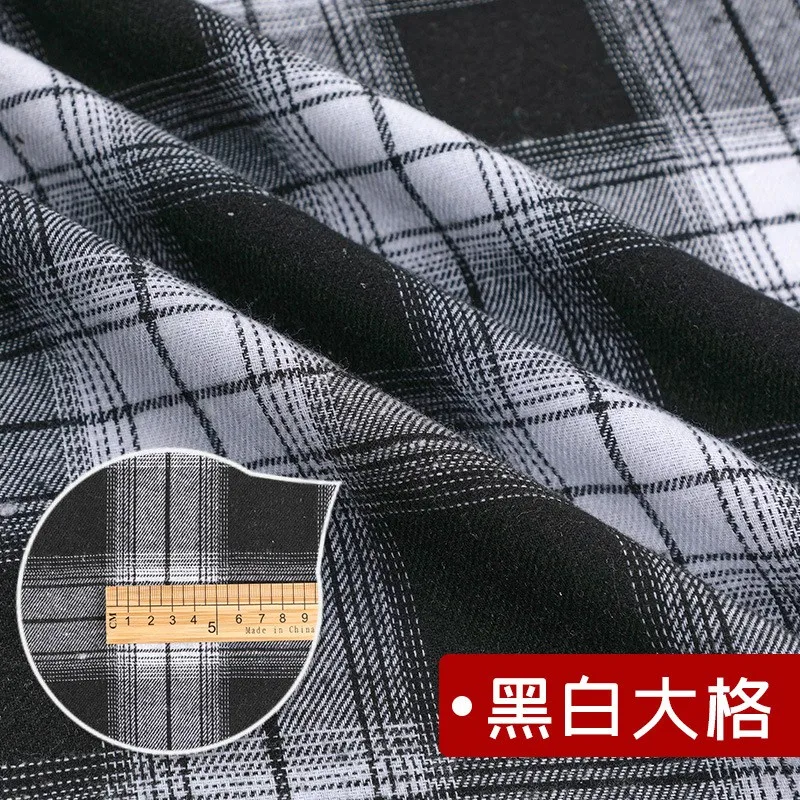 Hochwertiger schottischer Karo-Baumwollstoff zum Nähen von Damenröcken für Herbst und Winter, Tartan-Designerstoff, halber Meter. – Detail 7