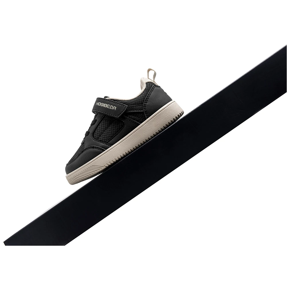 HOBIBEAR Kleinkinder-Schuhe mit breiter Zehenpartie, Klettverschluss, minimalistische Turnschuhe, leichte Wanderschuhe aus Kunstleder und Mesh – Detail 12