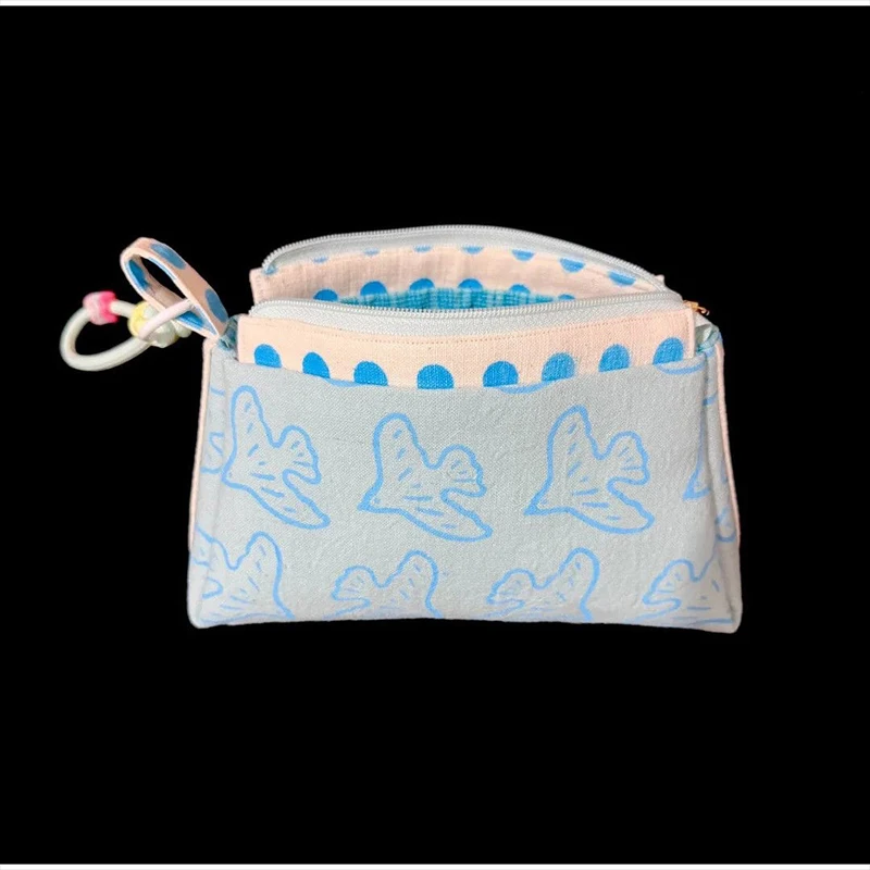 Blue Bird Print Polka Dot Wallet, Women Coin Purse,Student Pencil Case,Teen Girls Travel Makeup Storage Pouch,Zipper Closure