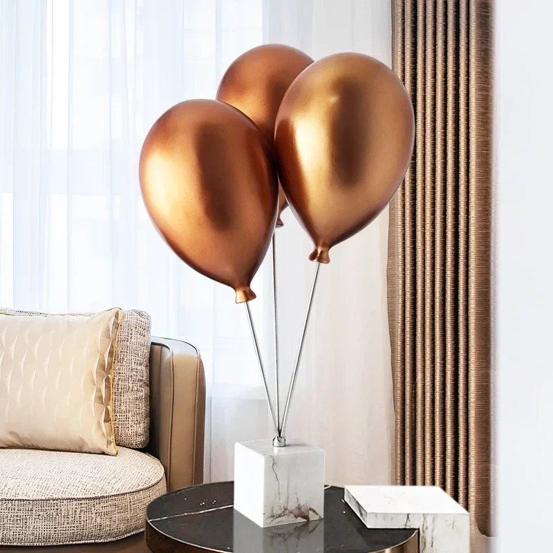 Creative balloon living room,floor ornaments,model room,entrance decor,hotel courtyard,light luxury and atmospheric ornaments