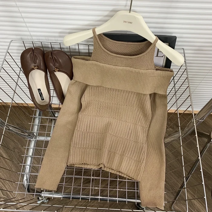 Autumn and winter temperament off shoulder long sleeved knitted sweater for women