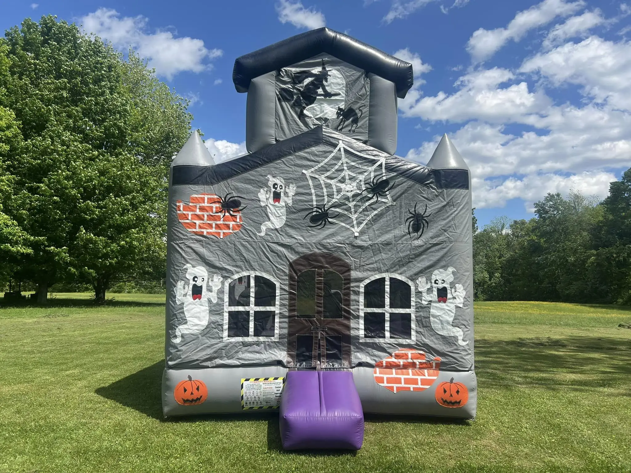 Halloween Castle Playground Haunted House Commercial Party Jumping Castles Spooky Outdoor Inflatable Bounce House for Kids