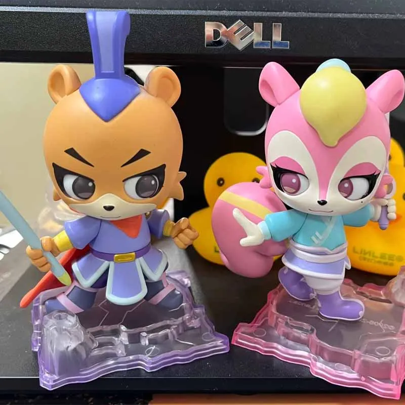 

Аниме Радужный кот Синий кролик Серия Слепая коробка Мультфильм Модный виниловый настольный орнамент Коллекционная игрушка ручной работы для детей от 15 лет