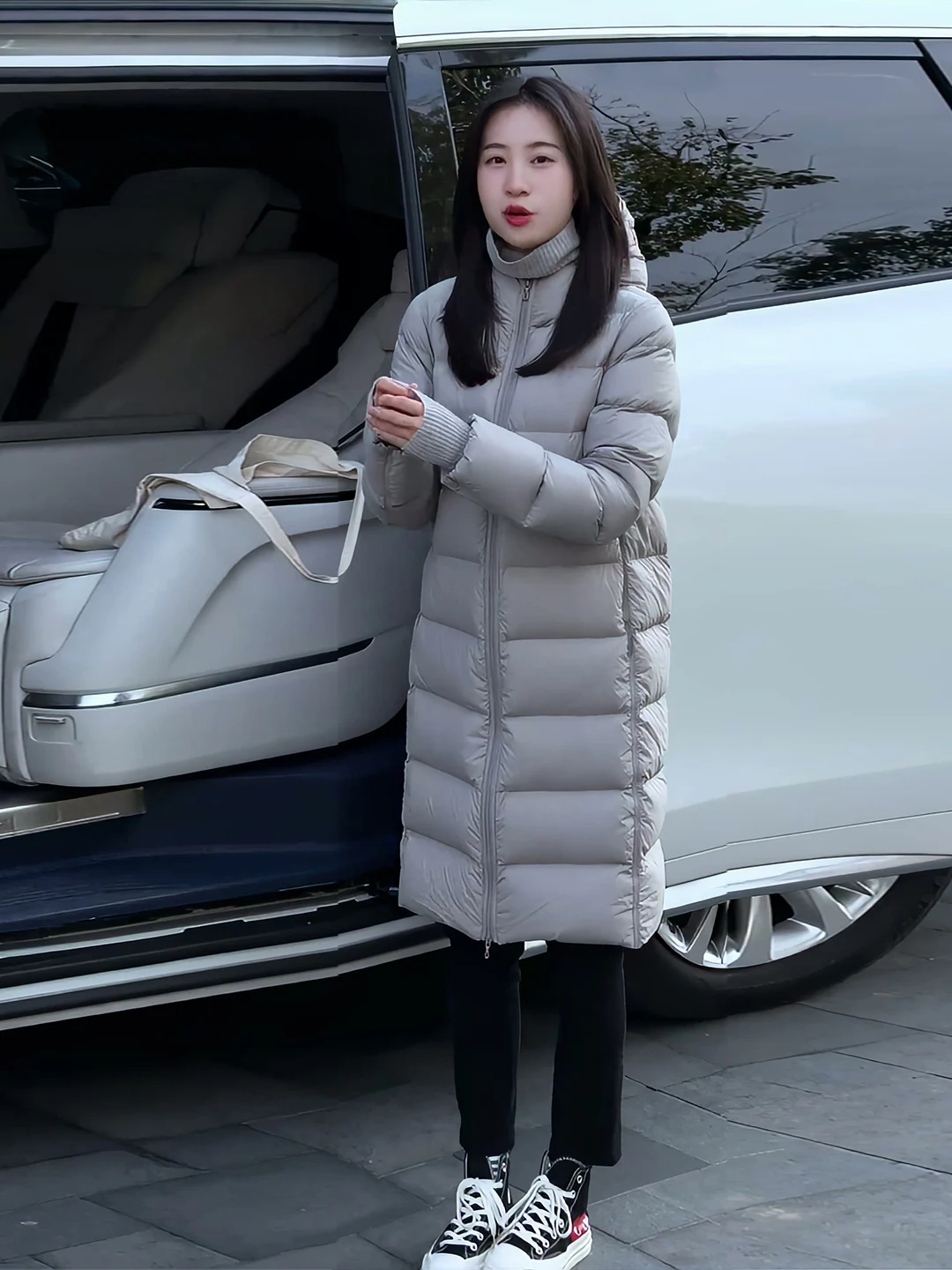 

ay Mid-Length Ladies' down Jaet Bone Structure White Du Feather Warm Coat Korean Sle Commute Loose Fit Zipper Closure