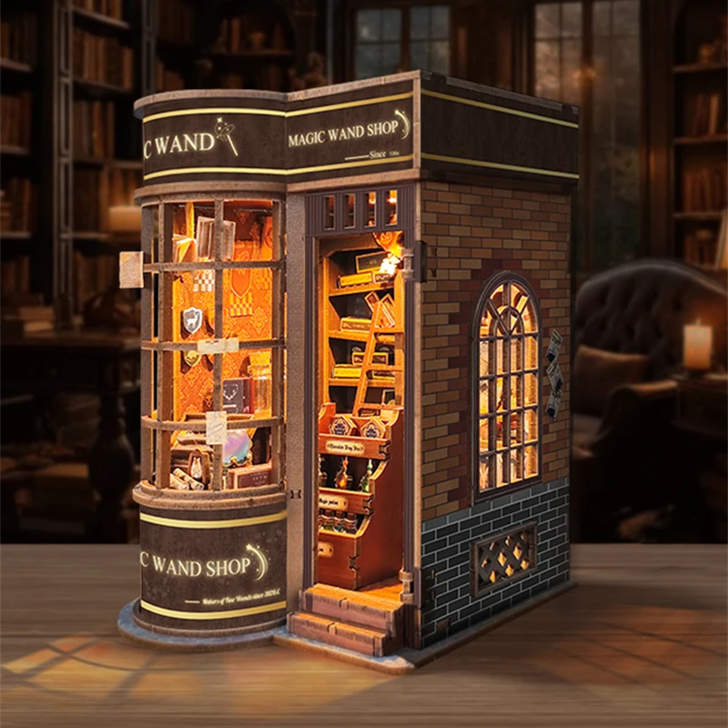 DIY ไม้ Magic Wand Shop Book Nook ชั้นวางใส่ Miniature ชุดชั้นวางหนังสือ Light Bookend สําหรับของขวัญวันเกิดเพื่อน
