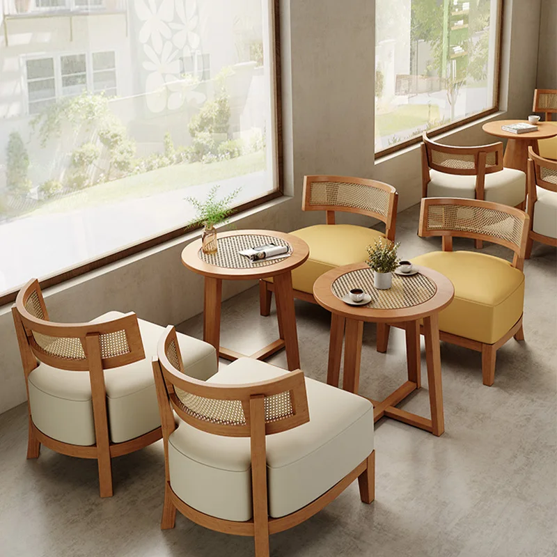 New Arrival Luxury Modern Wood Restaurant Furniture Set for Commercial Use for Dining Cafes Hotels Villas Wholesale