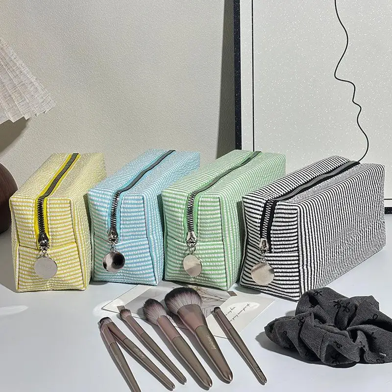 Striped Seersucker Cosmetic Bag Large Capacity Durable Zipper Travel Daily Toiletry Storage Makeup Organizer